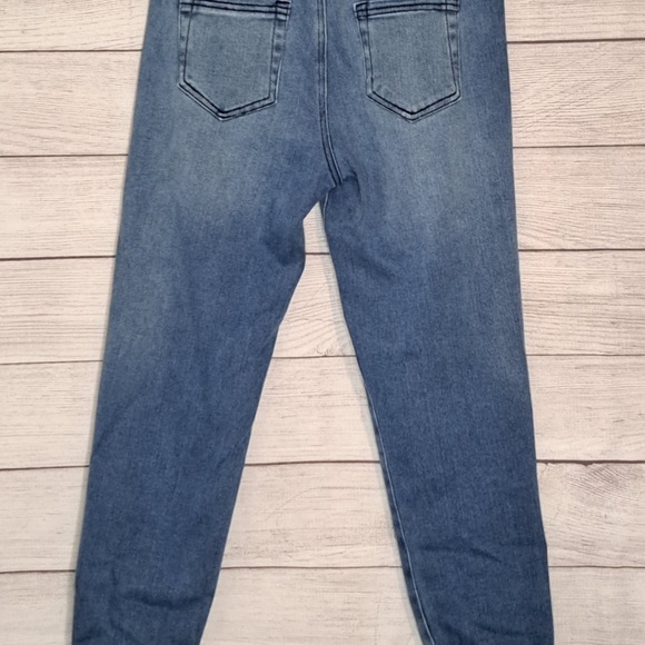 DG2 Sequin Cuffed Crop Jeans - Picture 3 of 9